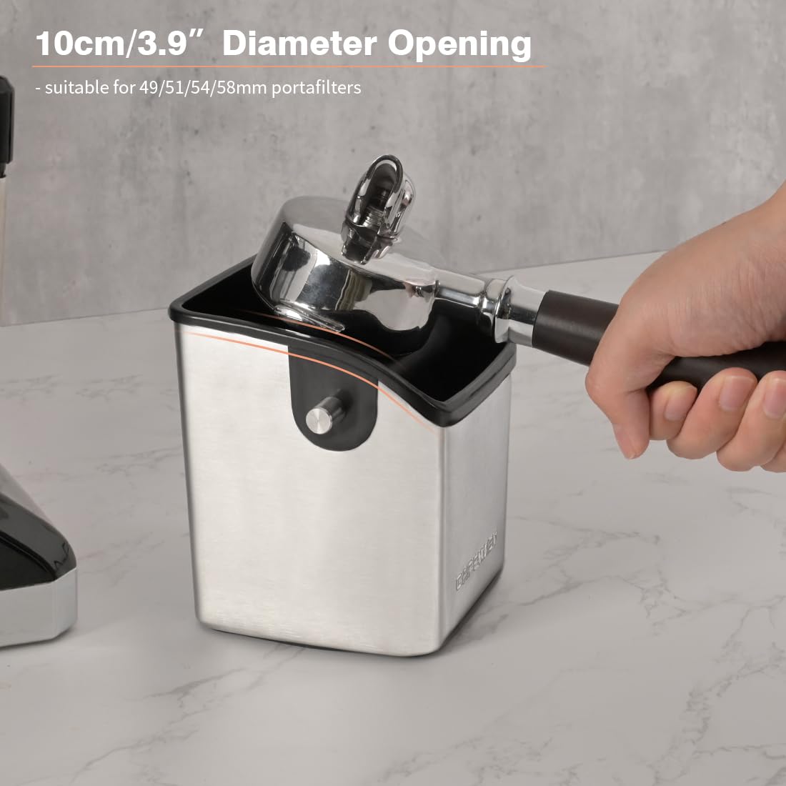 CAFEMASY knock box capacity supports cleaning after up to 10 pucks.