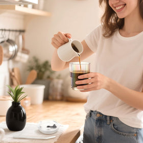 Cafezi glass straw included for smooth sipping.