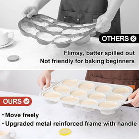 CAKETIME muffin pan handle design facilitates easy transfer from counter to oven