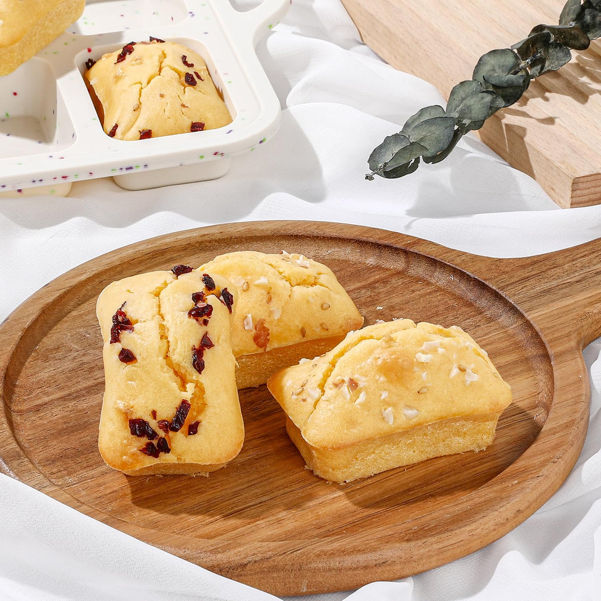 CAKETIME two-pack loaf pans offer versatile batch options for family breakfasts.