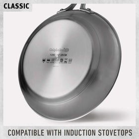 Calphalon Classic 6-quart stock pot with cover for soups and stocks.