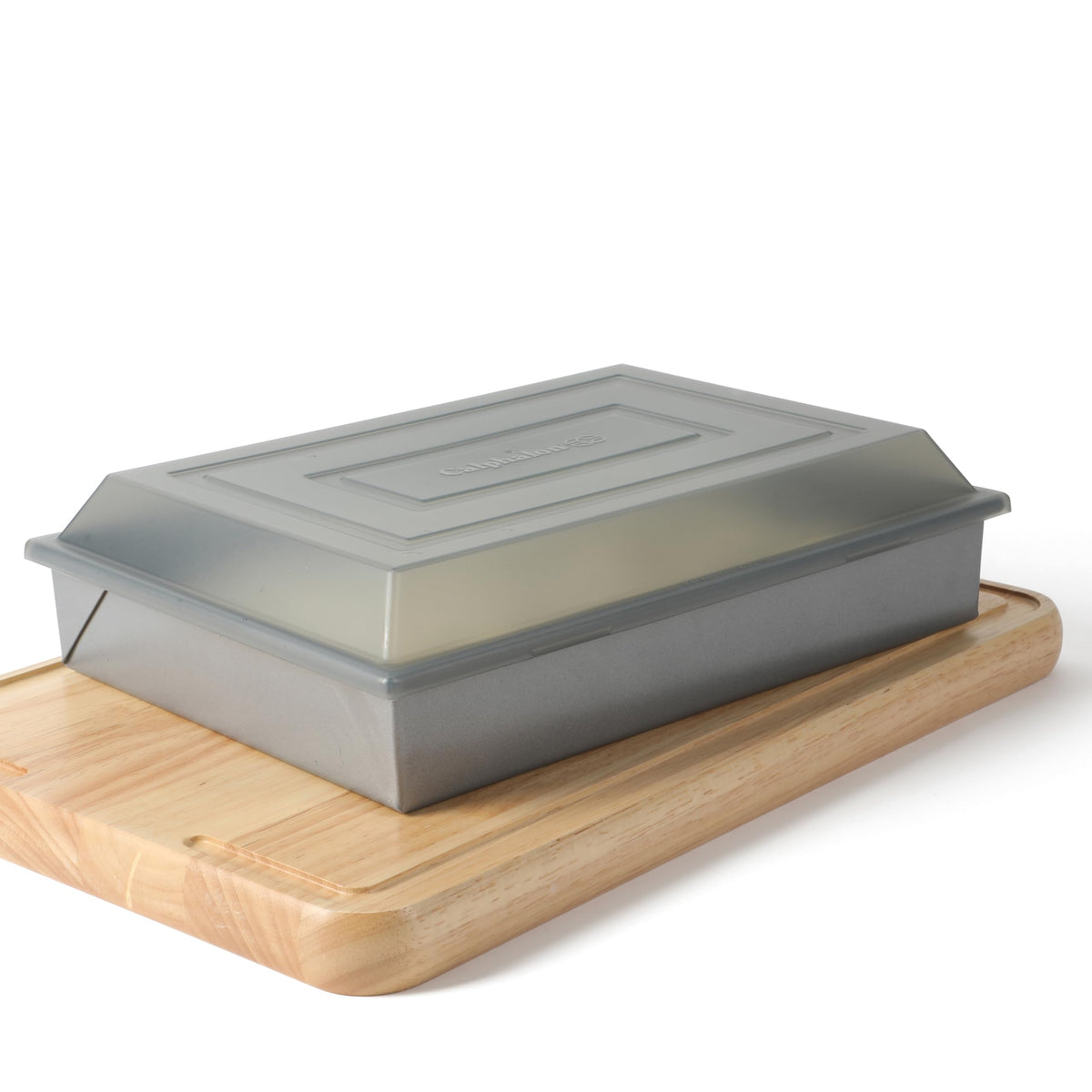 Calphalon Titan lid and pan for convenient baking and cooling.