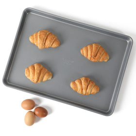 Calphalon Titan nonstick interior for effortless food release and quick cleanup