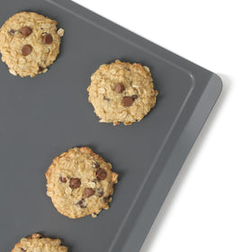 Calphalon Titan steel core provides uniform heat for golden crusts.
