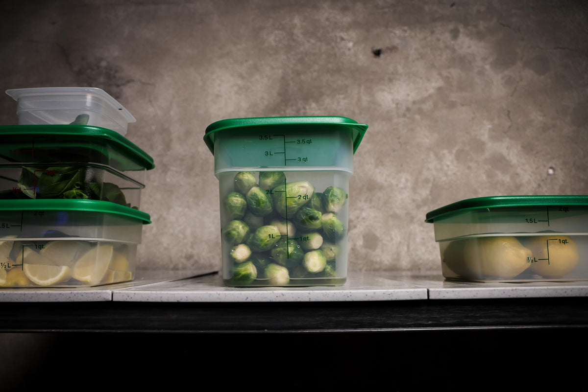 Cambro translucent 4 qt container showing contents at a glance