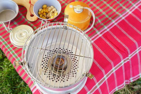 Camping Moon lightweight 185 g rack for easy packing on trips.