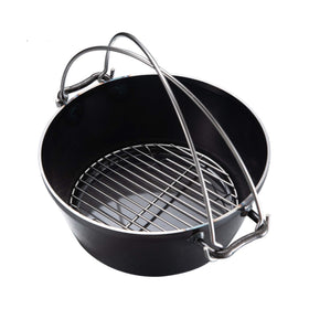Camping Moon rack elevates heat distribution for even results.