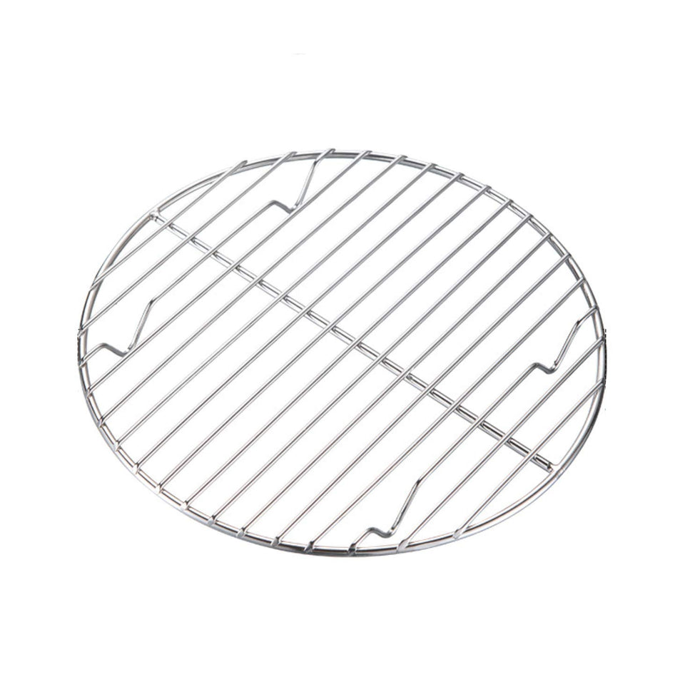 Camping Moon round rack in polished steel fits 10-inch Dutch ovens for stable cooking.