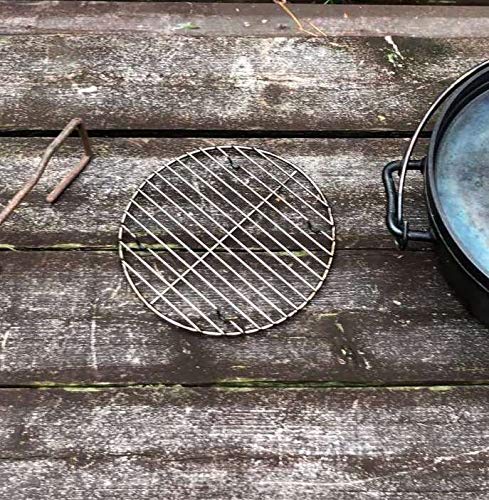 Camping Moon sturdy rack enables quick cleanup after meals