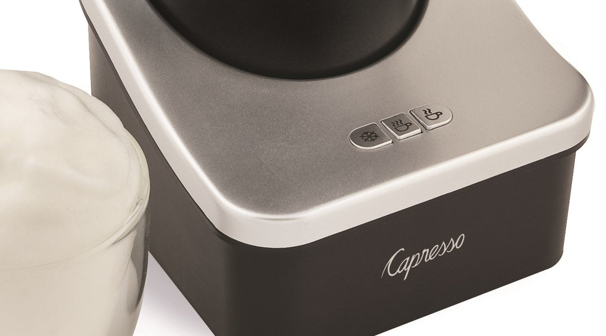Capresso 20204 illuminated controls simplify choosing cold, hot or warm