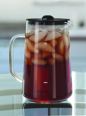 Capresso glass pitcher lid shown, dishwasher-safe and easy to clean after gatherings.