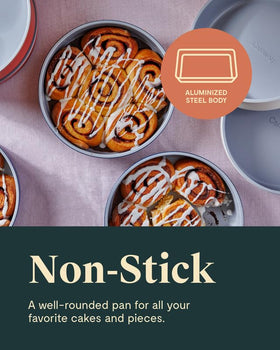 Caraway Circle Pan easy-clean surface supports after-bake cleanup.