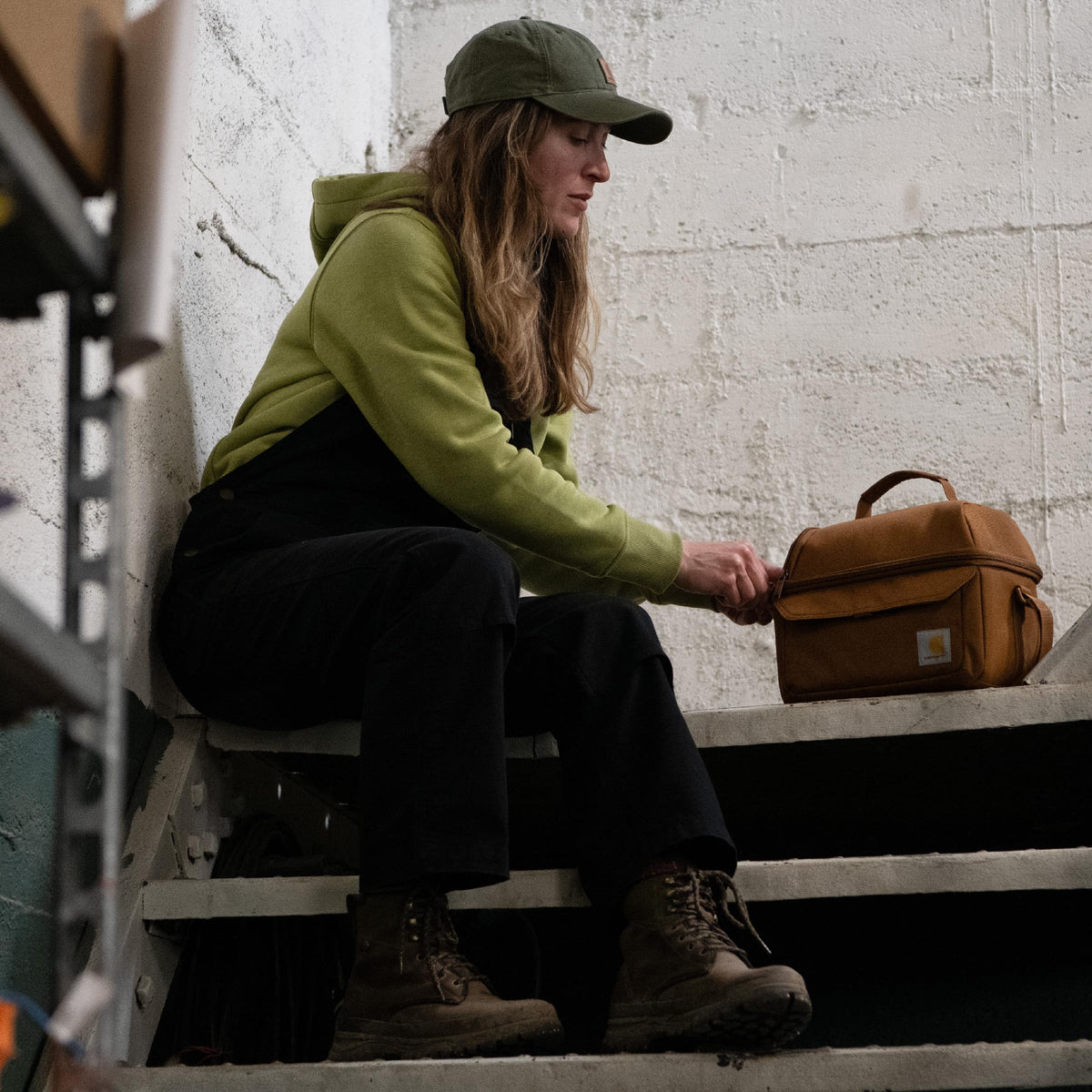 Carhartt open view showing two compartments ideal for a full day of meals