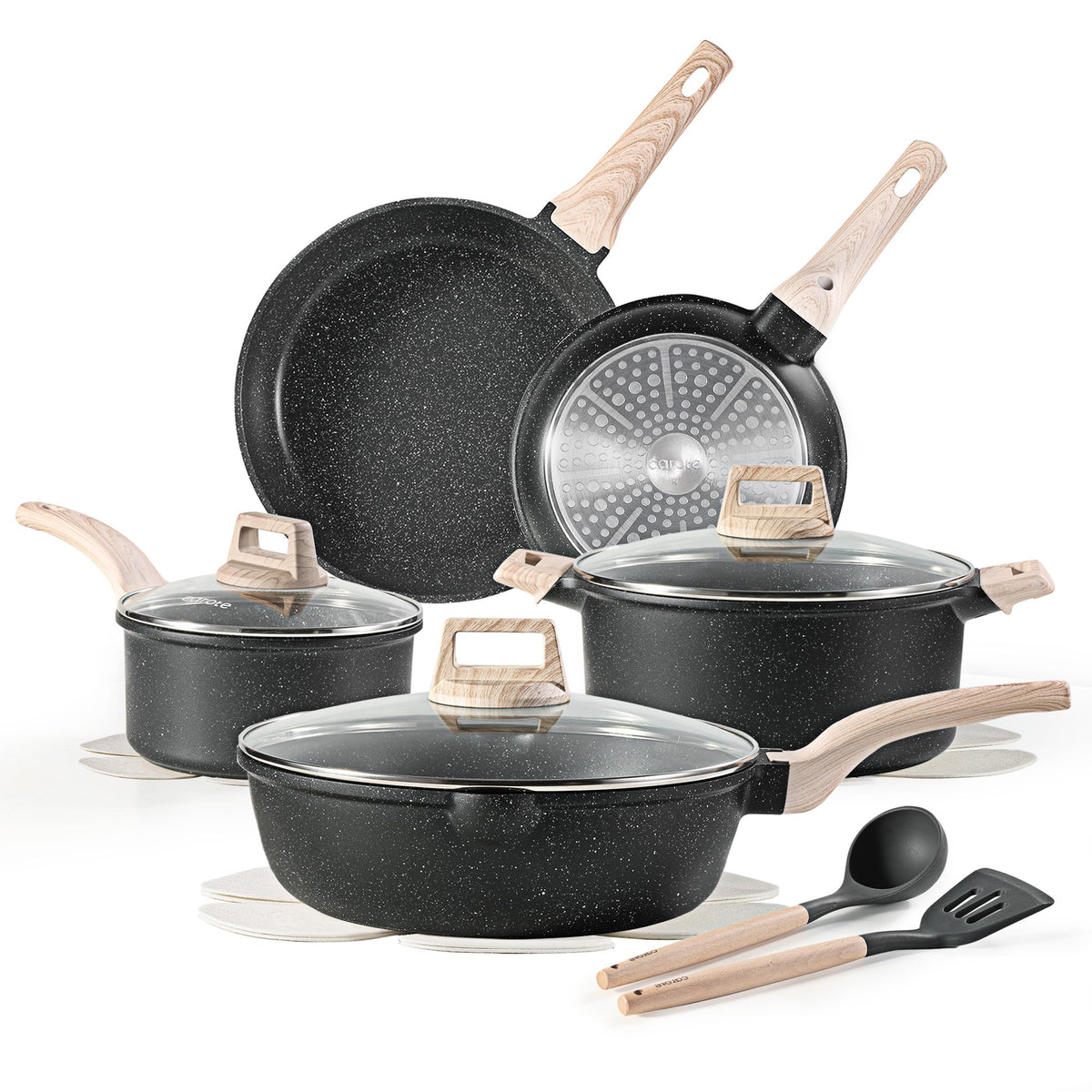 CAROTE 14-piece set with 8-inch fry pan for quick meals and even heating