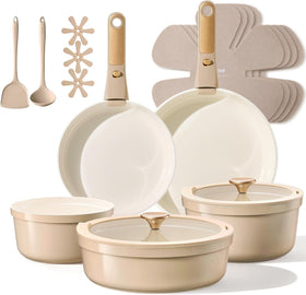 CAROTE 18-piece ceramic cookware with detachable handles for space-saving storage.