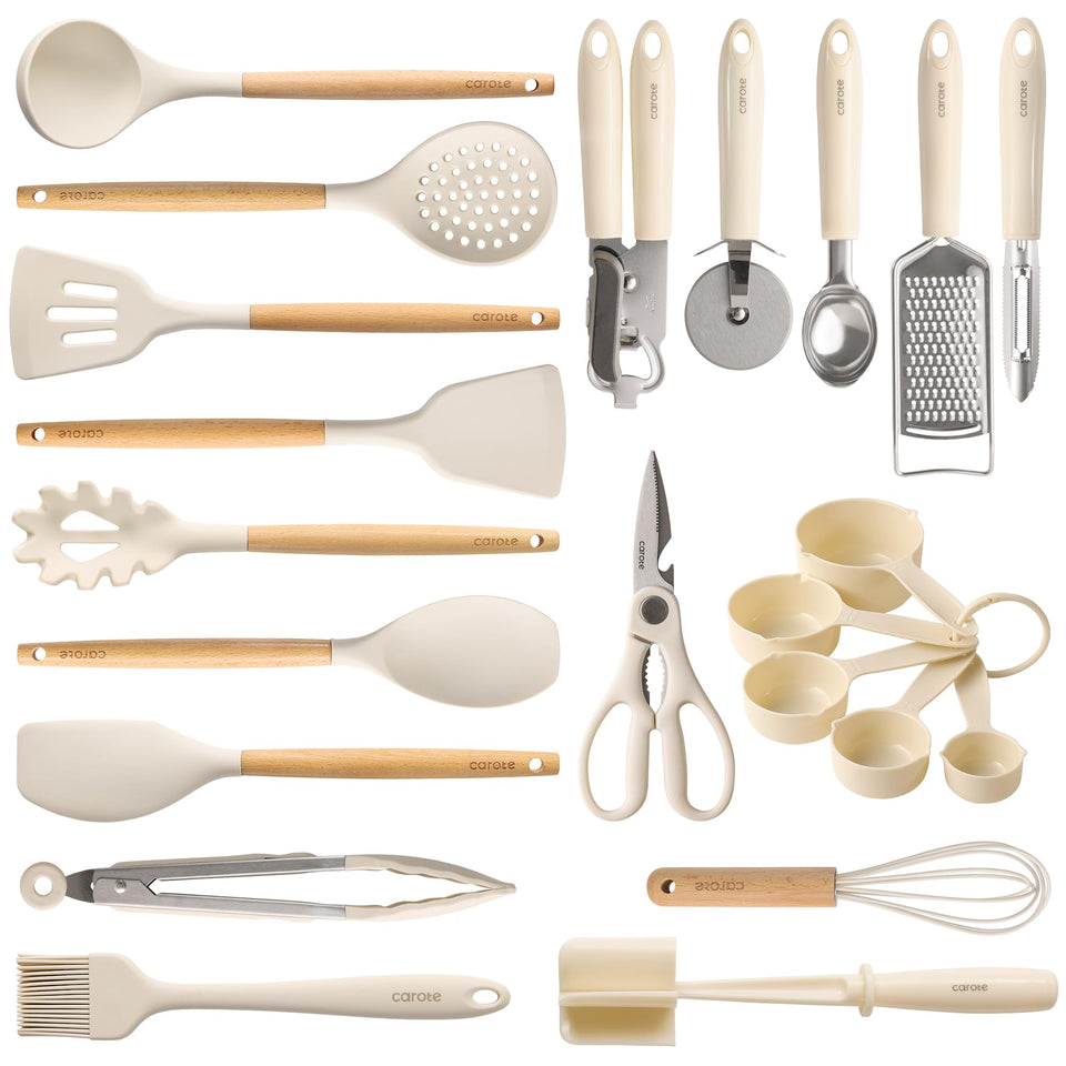 CAROTE silicone spatula with wood handle; heat resistant and safe for nonstick pans.
