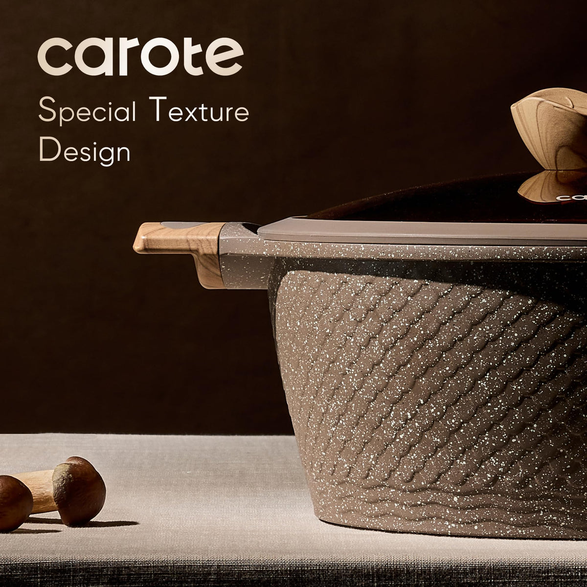 CAROTE 2-quart saucepan with lid demonstrating precise simmering.