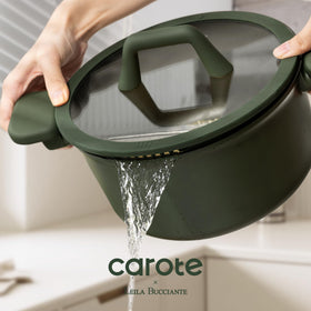 CAROTE nonstick granite surface close-up shows easy release and cleaning.