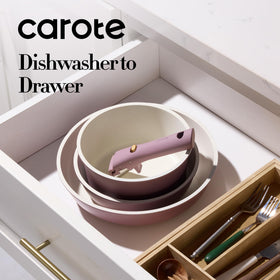 CAROTE 3 quart saucepan ready for sauces and simmering recipes