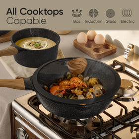 CAROTE 4.3qt sauté pan with lid for browning and sautéing.