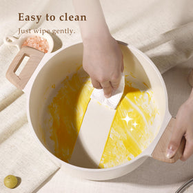 CAROTE 5mm nonstick coating offers durable, long-lasting performance.