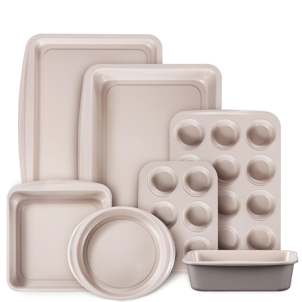 CAROTE 7-piece bakeware cookie sheet for effortless release and even browning.