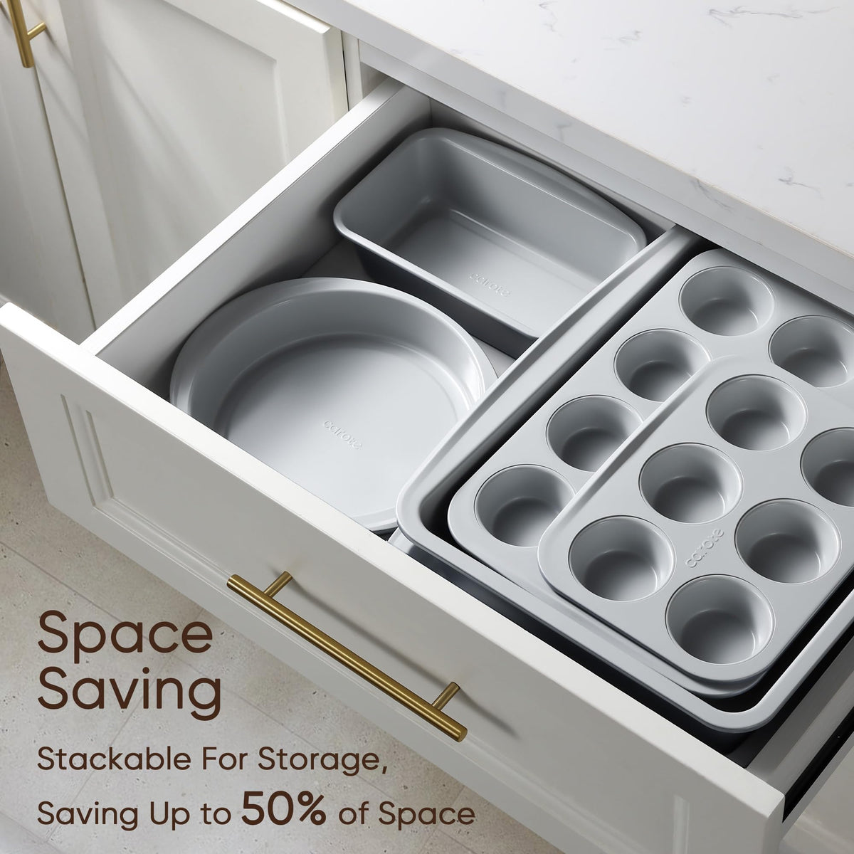 CAROTE 9-inch square pan for sturdy baking and easy removal.