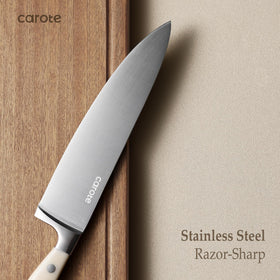 CAROTE 8-inch bread knife slicing crusty loaf evenly.