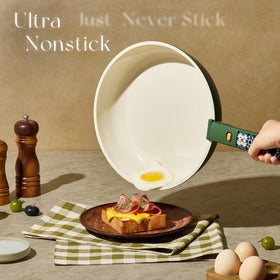CAROTE ceramic nonstick coating for easy food release.