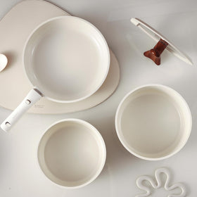 CAROTE silicone spatula helps gentle stirring with nonstick cookware.
