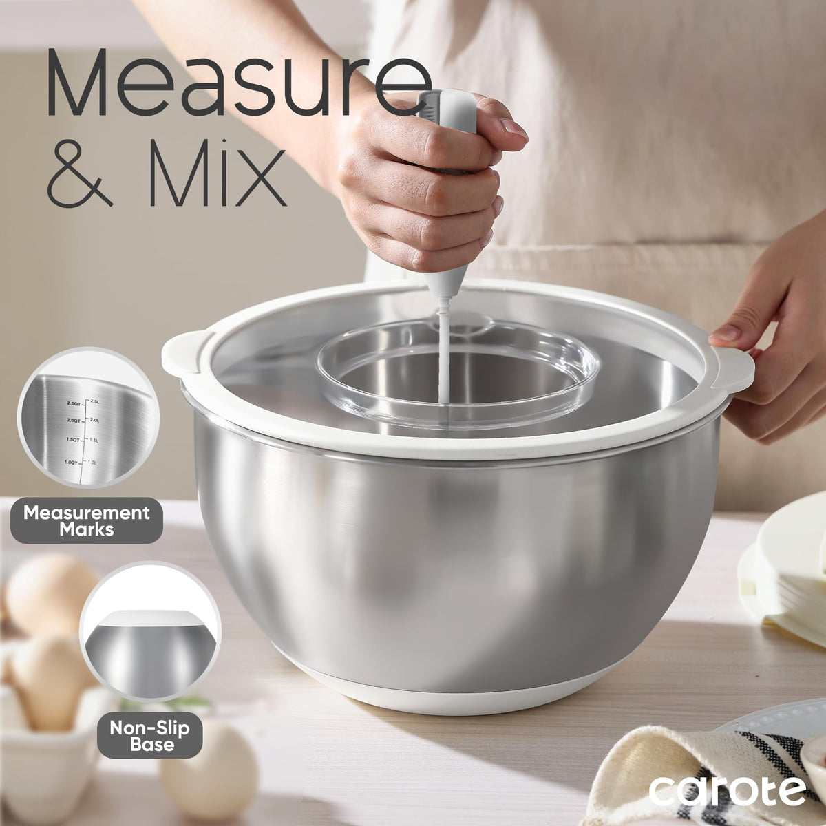 CAROTE transparent lids with three grater attachments for slicing and grating use.