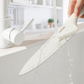 CAROTE countertop knife display shows organized kitchen tools
