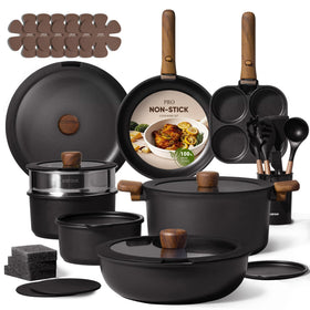 CAROTE detachable-handle pots and pans set for space-saving storage.