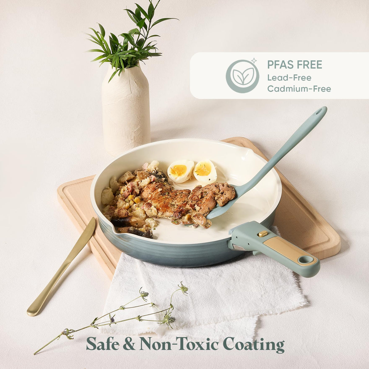 CAROTE detachable-handle pots for seamless stovetop to oven transitions.