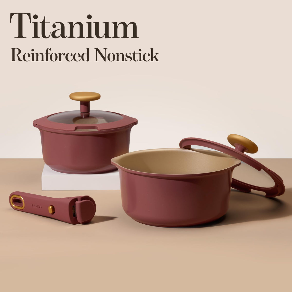 CAROTE detachable handle shown for space-saving storage