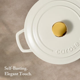 CAROTE easy-clean porcelain surface simplifies cleanup after slow simmer.