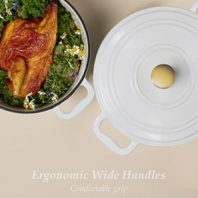 CAROTE floral cotton potholders provide grip and protection while handling hot pots