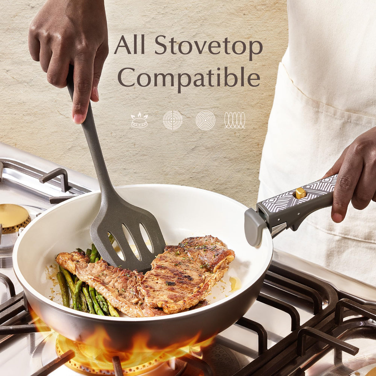 CAROTE nonstick surface lets food release for quick cleanup.