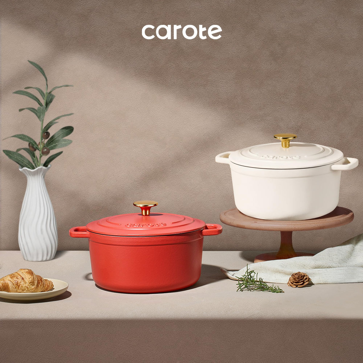 CAROTE premium enamel finish resists chipping for everyday cooking.