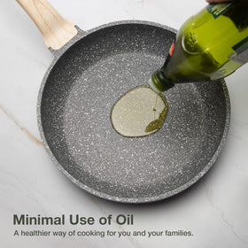 Carote induction-base pan works on all stove types including induction.