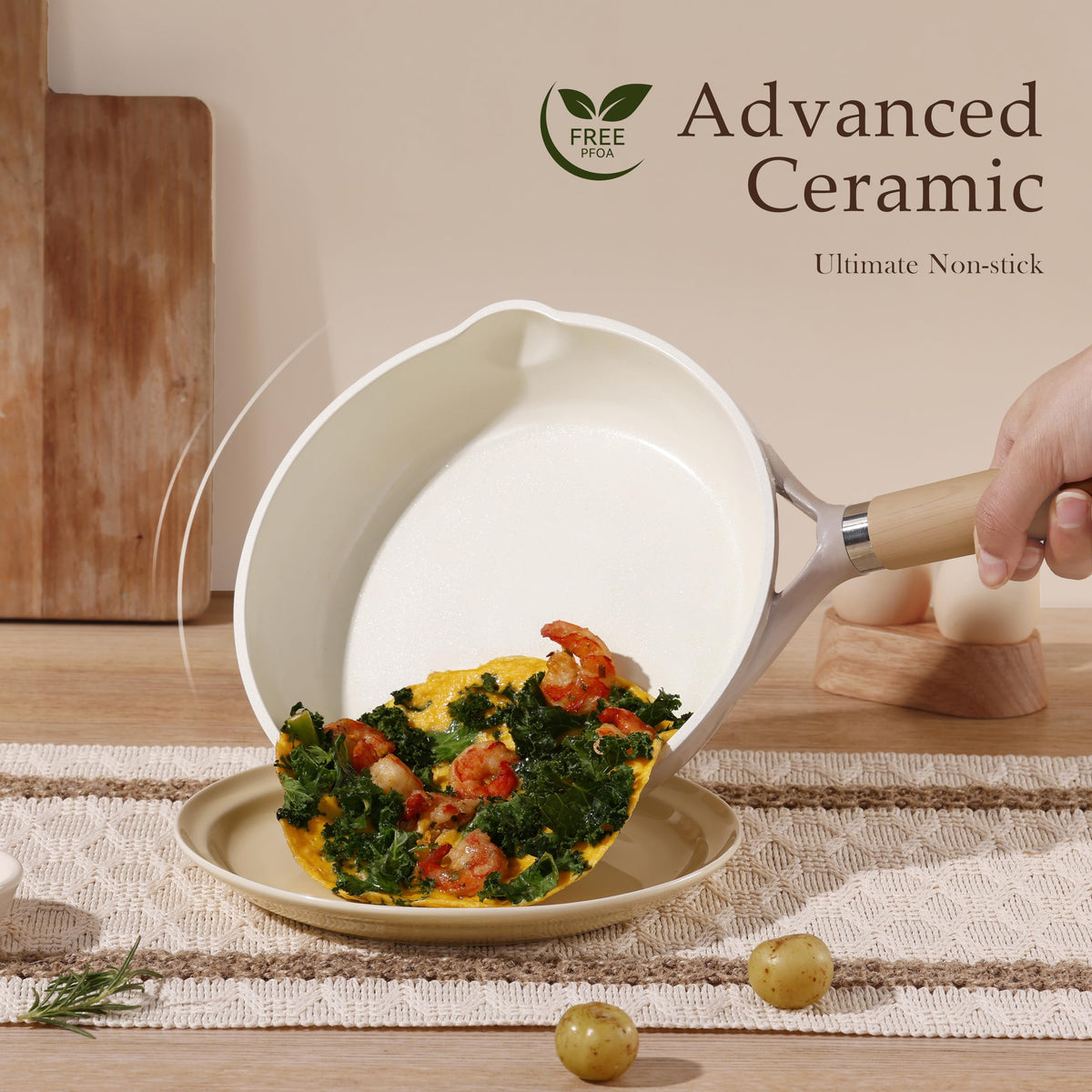 CAROTE non-stick surface detail emphasizes effortless food release.