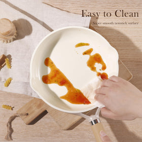 CAROTE label emphasizing PFOA/PFAS-free coating for safe everyday cooking