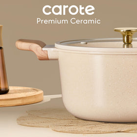 Interior rivetless surface on CAROTE pot for quick cleanup.