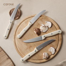CAROTE six-piece steak knife set for separate dining experiences.