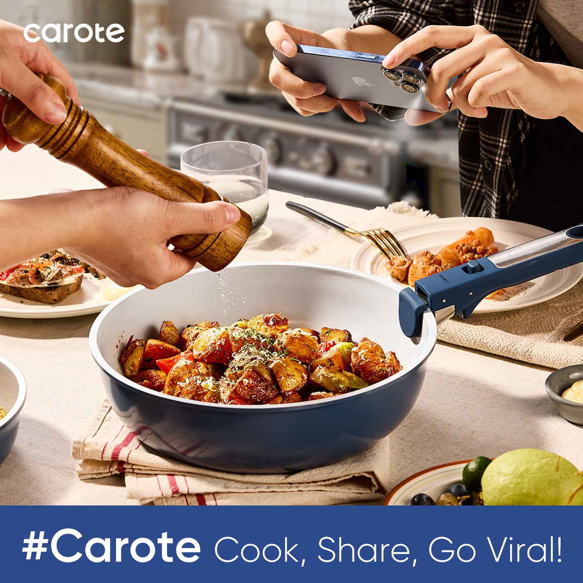 CAROTE 27pc set promotes organized kitchens with lids, trivets, and detachable components.