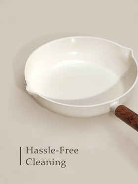 CAROTE utensils and pan protectors included with the set