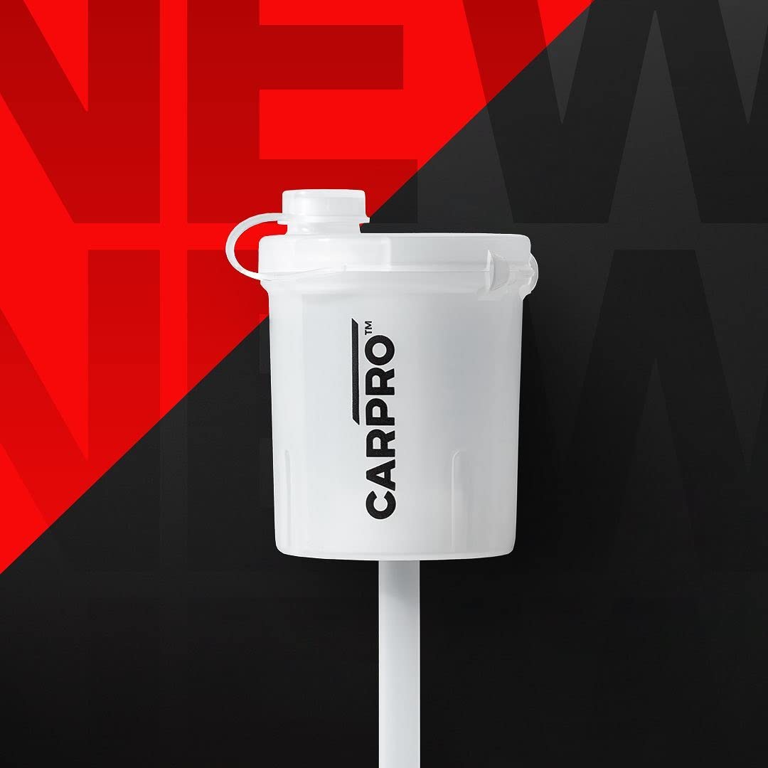 CARPRO Measure demonstrates 28mm bottle compatibility.