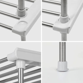 Carrotez steel shelf with rust-resistant finish preserves shine.
