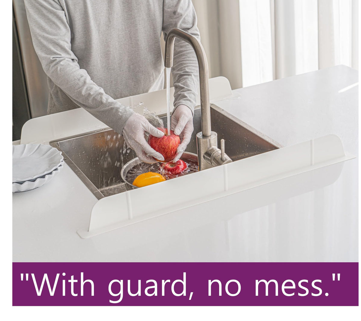 Casa Starlet wide-protection edges shield large sinks from splashes.