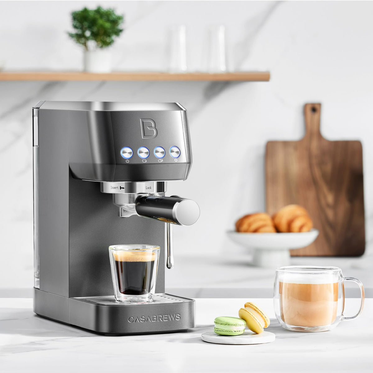 CASABREWS black stainless steel body blends durability with style